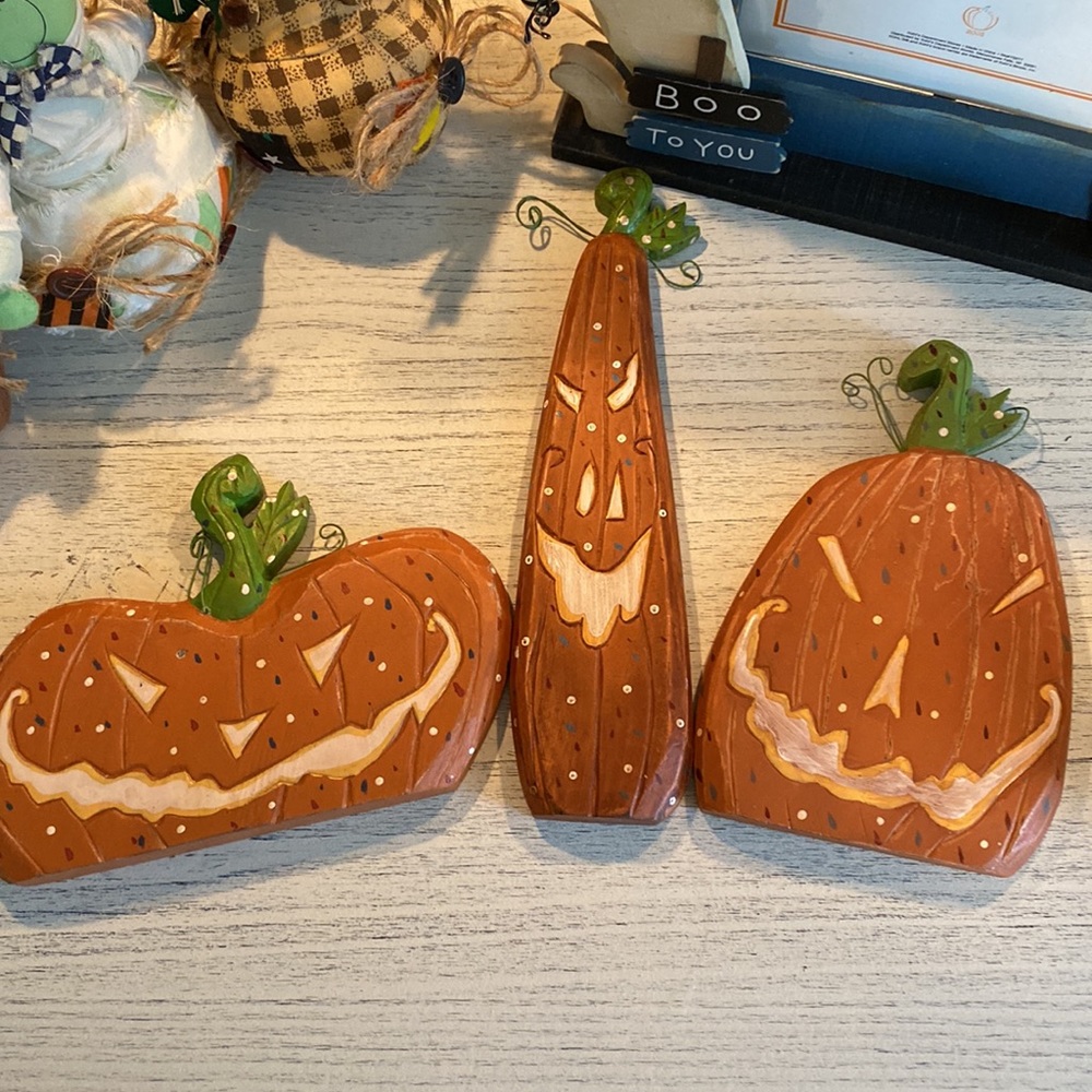 🎃🖤HALLOWEEN BUNDLE-Assorted spooky, fun Halloween decor items - Picture 4 of 5